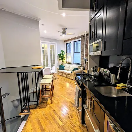 Guest house Lovely At 3 Bedroom At The Heart Of East Village