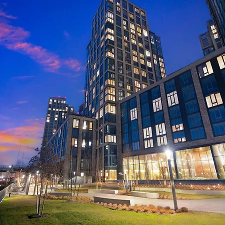 Prime Nyc Waterfront Gem Apartment New York