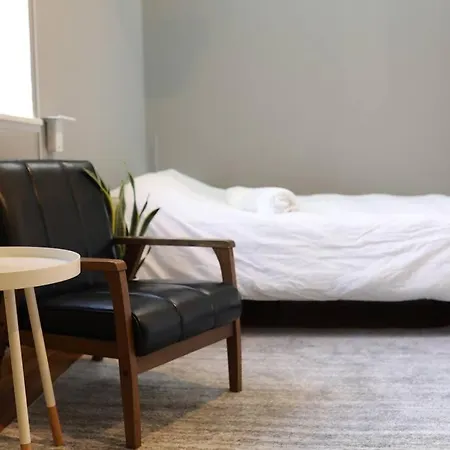 Beautiful & Massive 4 Bdr With Bonus Perks! Apartment New York