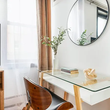 139-2e West Village 1br Value