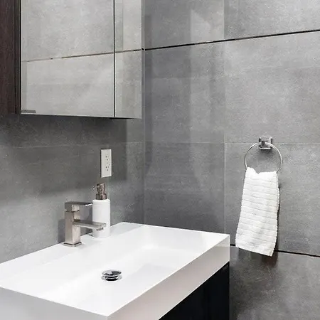 1597-6 Luxury Upper East Side W&d