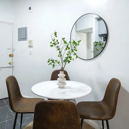 74-1a New In Prime Uws - Gym In Building Apartment *