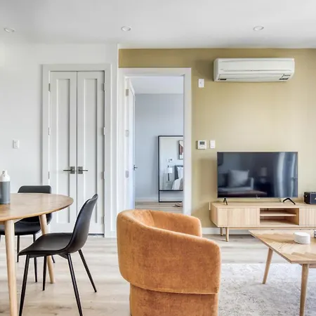 Apartment Dumbo 2br W Wd Roof Gym Nr Timeout Building Nyc-960 New York