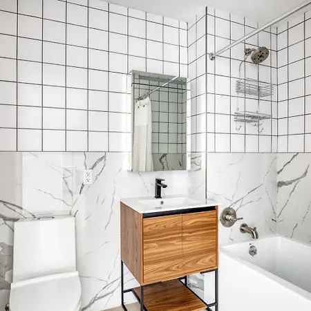 Dumbo 2br W Wd Roof Gym Nr Timeout Building Nyc-960 * New York