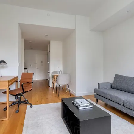 Les 1br W Lounge Gym Roofdeck Nr Park Nyc-1379 New York