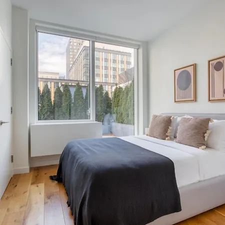 Les 1br W Lounge Gym Roofdeck Nr Park Nyc-1379 * New York