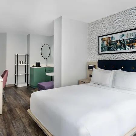 Hotel Doubletree By Hilton Midtown Fifth Ave 4*