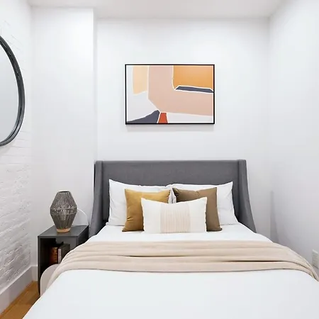 1288-3rs New Renovated 2 Bedrooms Apartment