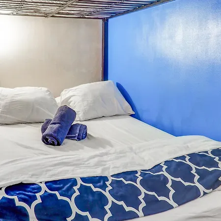 Empire Broadway Retreats Apartment