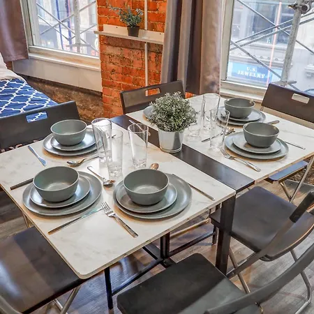 Empire Broadway Retreats Apartment *