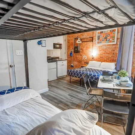 Apartment Empire Broadway Retreats New York