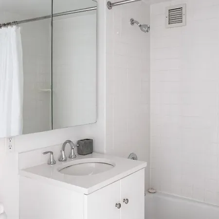 Apartment Landing - Modern With Amazing Amenities New York