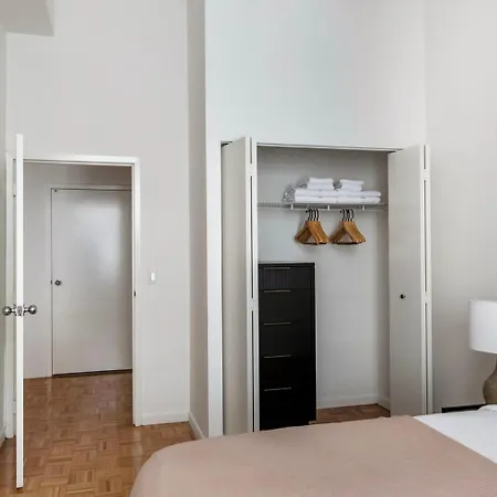 Apartment Fidi 1br W Doorman Wd Nr South St Seaport Nyc-1306 *
