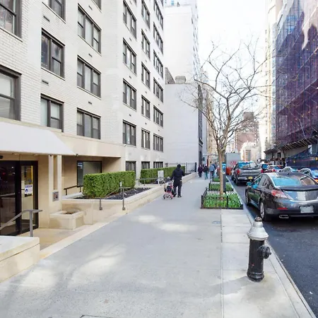 Ues 1br W Doorman Elevator Gym Nr Park Nyc-565 Apartment New York