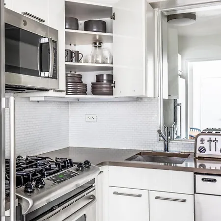 Ues 1br W Doorman Elevator Gym Nr Park Nyc-565 Apartment New York