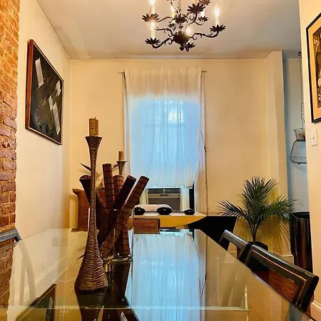 House On Henry - Private 1 Bedroom New York