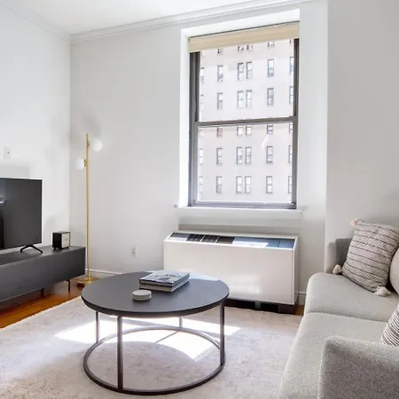 Apartment Blueground Midtown Gym Elev Near Times Sq Nyc-1478 New York