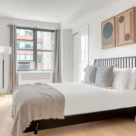 Apartment Midtown 1br W Doorman Wd Nr Grand Nyc-778 New York