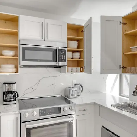 Apartment Midtown 1br W Doorman Wd Nr Grand Nyc-778 New York