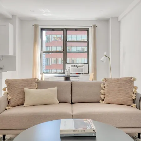 Apartment Midtown 1br W Doorman Wd Nr Grand Nyc-778 New York
