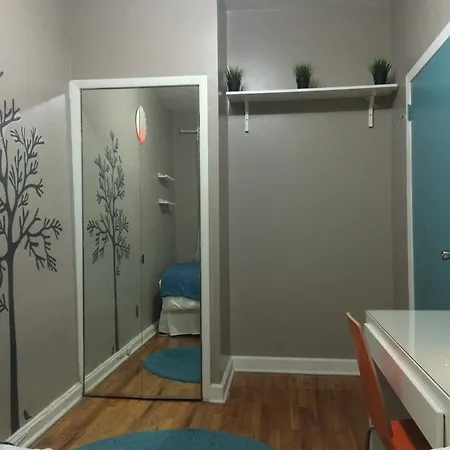 Three-bedroom Central Park East * New York