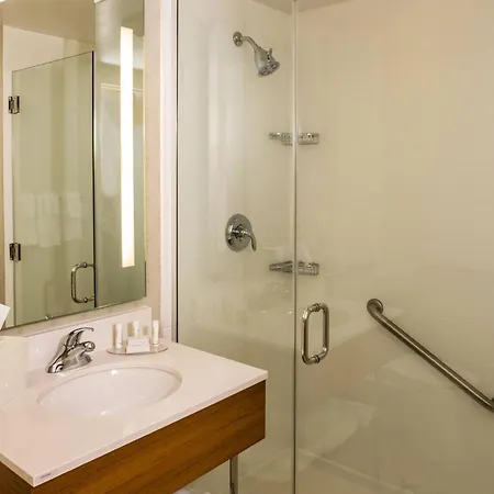 Springhill By Marriott Laguardia Airport Hotel New York