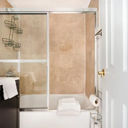 Apartment 350-1a Gramercy New 1br Sleeps4 Newly Furnished *