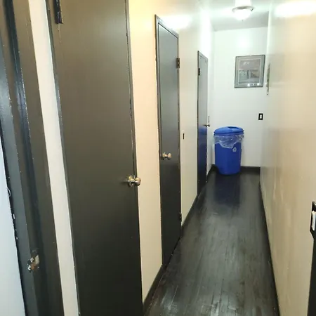 Apartment Spacious 3br, 2b *