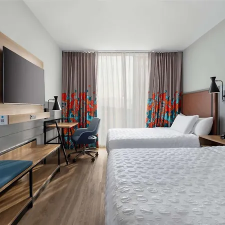 Hotel Tru By Hilton Brooklyn New York