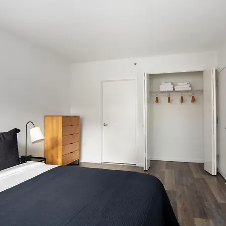 Apartment Les 2br W Doorman Wd Gym Nr Park Nyc-1325 New York