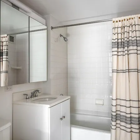Apartment Les 2br W Doorman Wd Gym Nr Park Nyc-1325