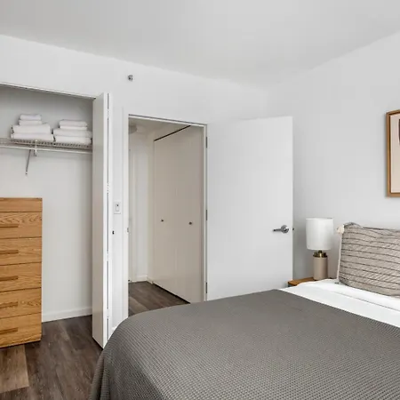 Les 2br W Doorman Wd Gym Nr Park Nyc-1325 Apartment New York