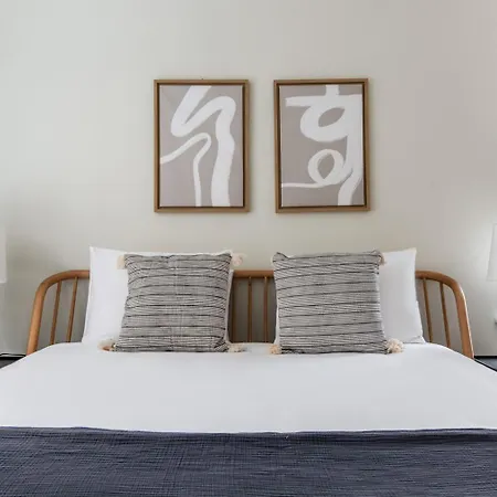 Apartment Midtown East 2br W Gym Doorman Nr Sutton Park Nyc-1392 New York