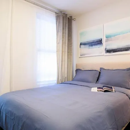 Lovely 4 Bedroom In Nyc! Apartment *