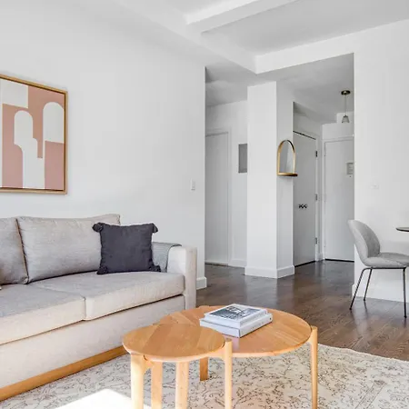 Uws 1br W Doorman Elevator Nr Park Nyc-777 *