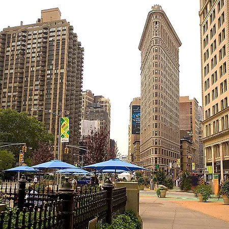 27 By Luxurban 3* New York