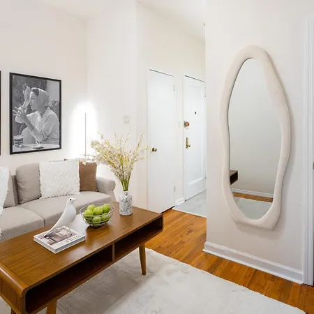 Apartment Cozy And Modern One-bedroom New York