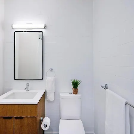 Immaculate 2bd 2ba At Ues