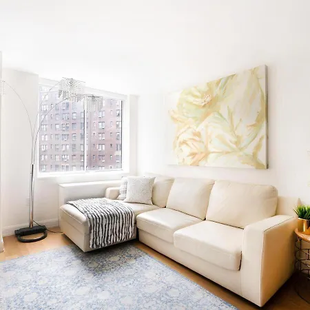 Immaculate 2bd 2ba At Ues * New York