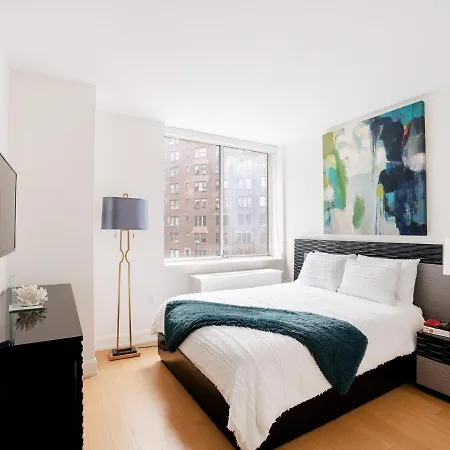 Immaculate 2bd 2ba At Ues *