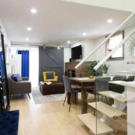 Magnificent 3 Bedroom Apt In Nyc *