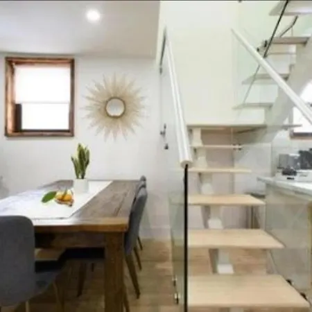 Apartment Magnificent 3 Bedroom Apt In Nyc