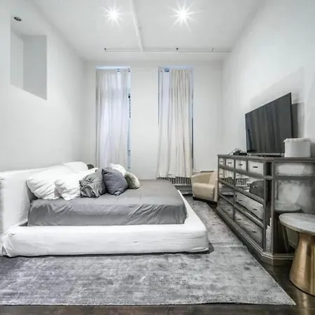 Apartment Luxurious 3 Bedroom Beautifully Renovated Loft New York