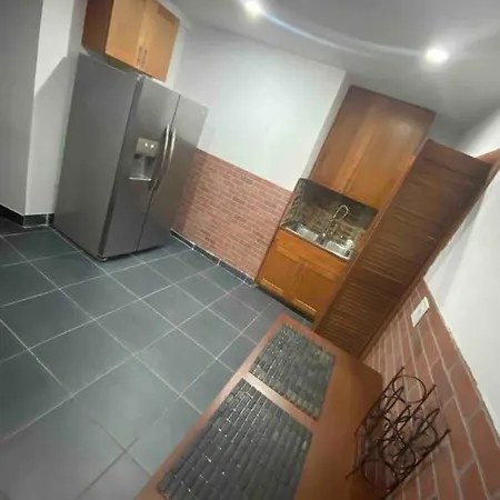 Guest house Historical Quiet In Queens *