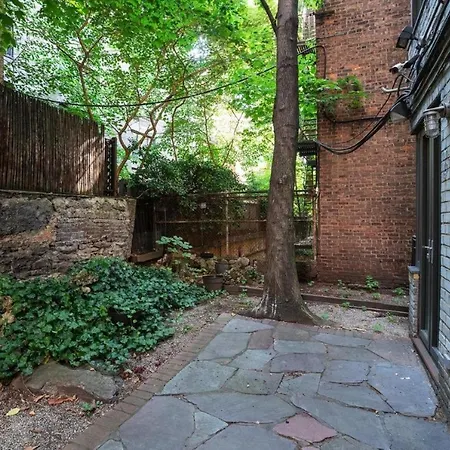Luxurious 1 Bedroom New York