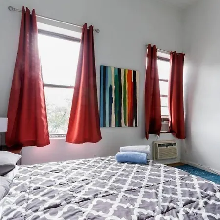 Apartment Majestic 3 Bedroom In Nyc! *