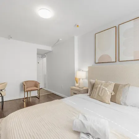 Luxury Bayridge In Brooklyn * New York