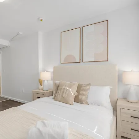 Luxury Bayridge In Brooklyn Apartment *