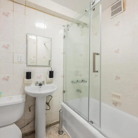 Apartment Modern Luxe In Bay Ridge: Your Brooklyn Hideaway New York