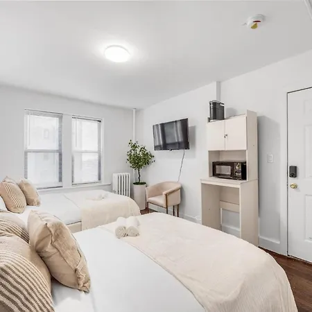 Modern Luxe In Bay Ridge: Your Brooklyn Hideaway Apartment New York